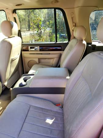2004 lincoln navigator - cars & trucks - by owner - vehicle... for sale in Belton, SC – photo 2
