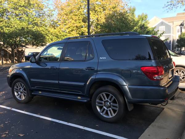 2006 Toyota Sequoia SR5 4WD for sale in Ashburn, District Of Columbia – photo 2