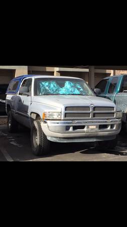 1998 Dodge Ram 1500 Extended cab with camper shell for sale in Johnstown, CO – photo 4