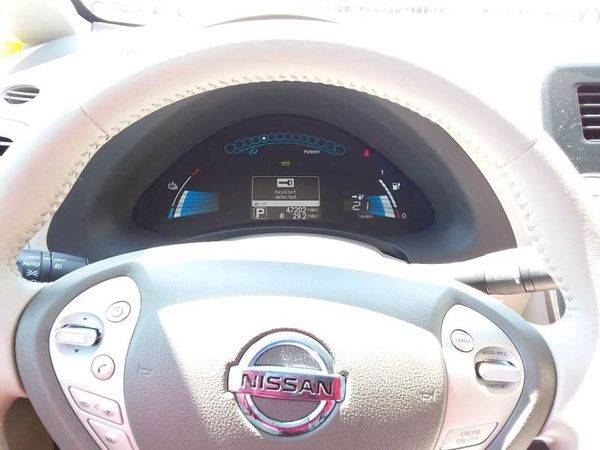 2012 Nissan LEAF SL 4dr Hatchback for sale in Fresno, CA – photo 8