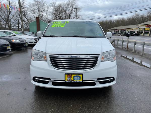 2016 CHRYSLER TOWN COUNTRY TOURING ED FLORDIA VAN - cars & for sale in Owego, NY – photo 2