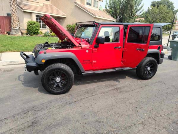 Jeep wrangler 2015 - cars & trucks - by owner - vehicle automotive... for sale in Los Banos, CA – photo 4