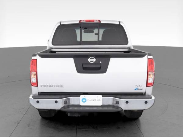 2018 Nissan Frontier Crew Cab SV Pickup 4D 5 ft pickup Silver for sale in Pittsburgh, PA – photo 9