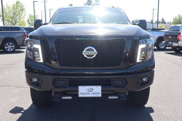2018 Nissan Titan XD 4x4 4WD Truck Diesel Crew Cab SV Crew Cab for sale in Bend, OR – photo 2