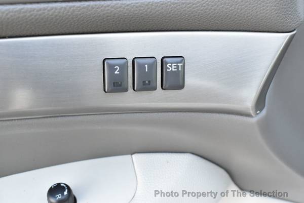 2011 *INFINITI* *G37 Sedan* *x AWD* Liquid Platinum - cars & trucks... for sale in Lawrence, KS – photo 14