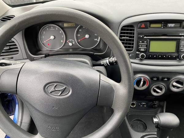 2010 Hyundai Accent GS 3-Door - cars & trucks - by dealer - vehicle... for sale in Camden, PA – photo 7