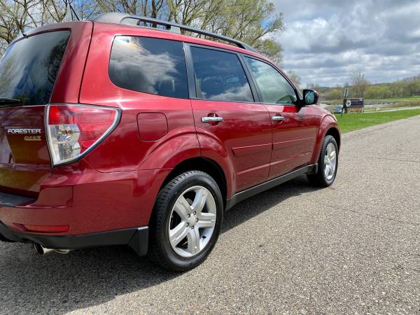2010 Subaru Forester Limited - Panoramic Sunroof - Heated Leather for sale in Grand Rapids, MI – photo 13