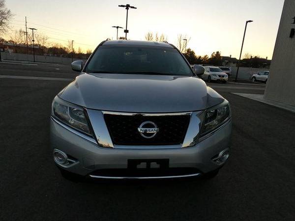 2014 Nissan Pathfinder Platinum Sport Utility 4D - cars & trucks -... for sale in Nampa, ID – photo 2