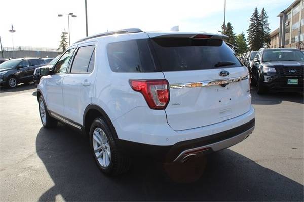 🔥SALE🔥 2016 Ford Explorer FWD 4dr XLT Sport Utility for sale in Tacoma, WA – photo 4