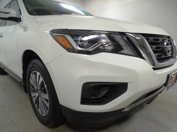 2020 Nissan Pathfinder - - by dealer - vehicle for sale in Hillside, NY – photo 3