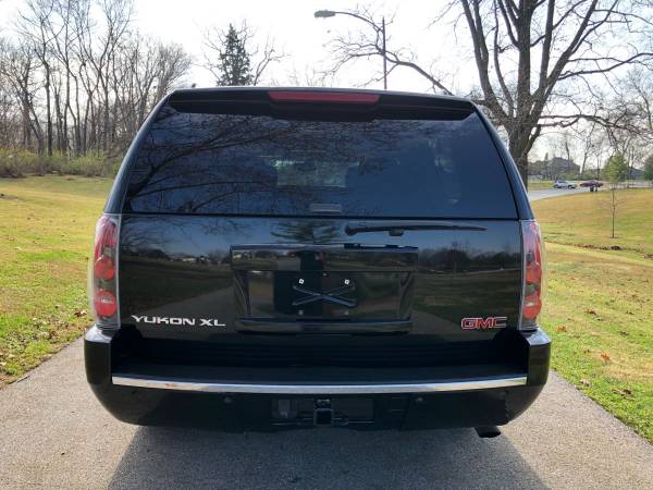 2008 GMC Yukon Denali - cars & trucks - by dealer - vehicle... for sale in Indianapolis, IN – photo 7