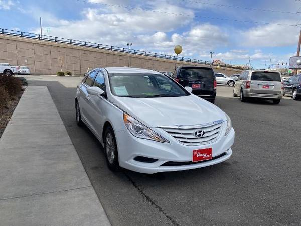 2013 Hyundai Sonata - - cars & trucks - by dealer - vehicle... for sale in Grand Junction, CO – photo 2