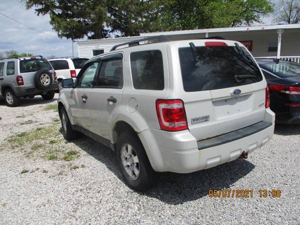 2008 FORD ESCAPE XLT AWD V-6 - - by dealer - vehicle for sale in Perrysburg, OH – photo 3