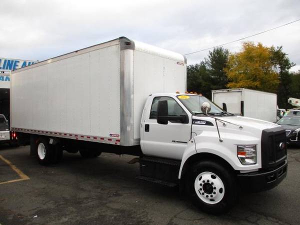 2017 Ford Super Duty F-650 Straight Frame 24 FOOT BOX TRUCK ** 75K... for sale in south amboy, IA – photo 2