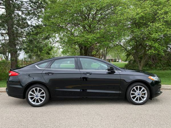 2017 Ford Fusion SE FWD - - by dealer - vehicle for sale in Flint, MI – photo 7