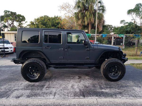 2007 Jeep Wrangler Unlimited Sahara Guaranteed Credit Approval! for sale in SAINT PETERSBURG, FL – photo 3