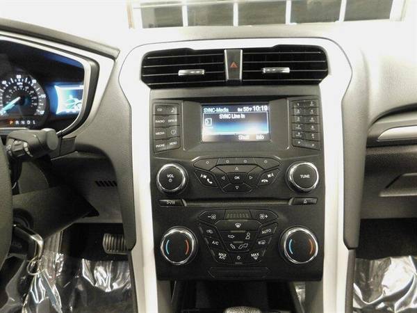 2014 Ford Fusion SE Hybrid Sedan/Local Car/CLEAN/97, 000 MILES for sale in Gladstone, OR – photo 15