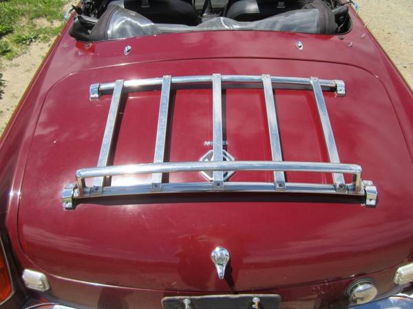 1973 MG B - - by dealer - vehicle automotive sale for sale in Amesbury, MA – photo 9