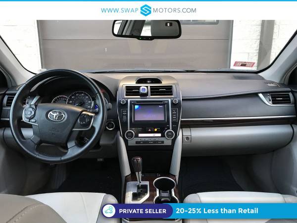 2014 Toyota Camry for sale in Chicago, IL – photo 18