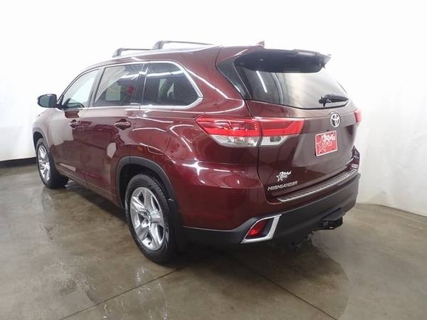 2018 Toyota Highlander Limited - - by dealer - vehicle for sale in Perham, ND – photo 24