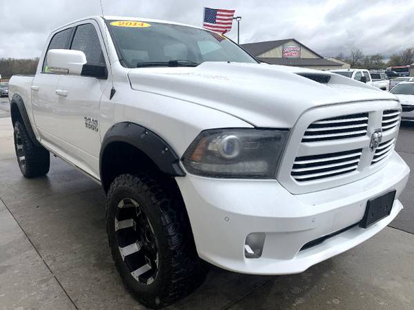 NICE! 2014 RAM 1500 4WD Crew Cab 140 5 Sport - - by for sale in Chesaning, MI – photo 3
