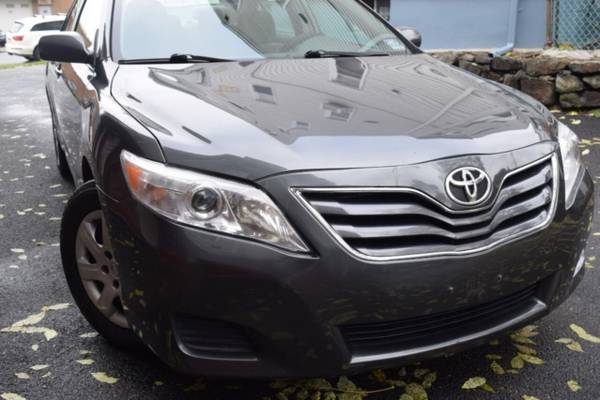 *2011* *Toyota* *Camry* *LE 4dr Sedan 6A* - cars & trucks - by... for sale in Paterson, NY – photo 4