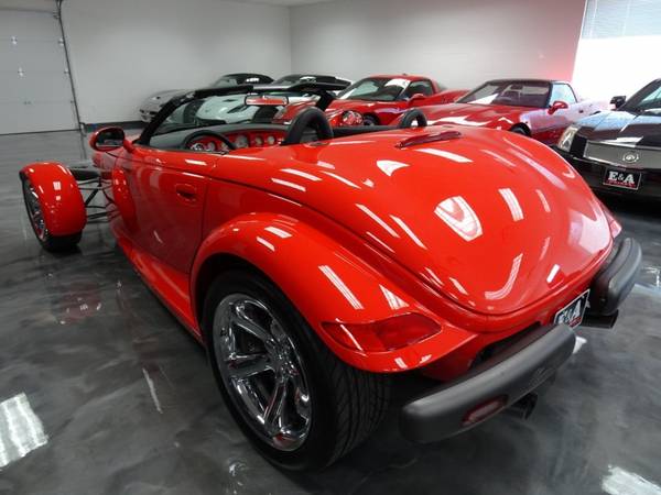 1999 Plymouth Prowler Roadster Like new Only 1, 461 miles for sale in Waterloo, IA – photo 7