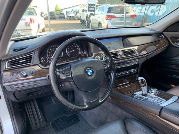2009 BMW 7 Series 750LI Twin Turbo V8! Heat/Cooled seats! Luxury for sale in Portland, OR – photo 13