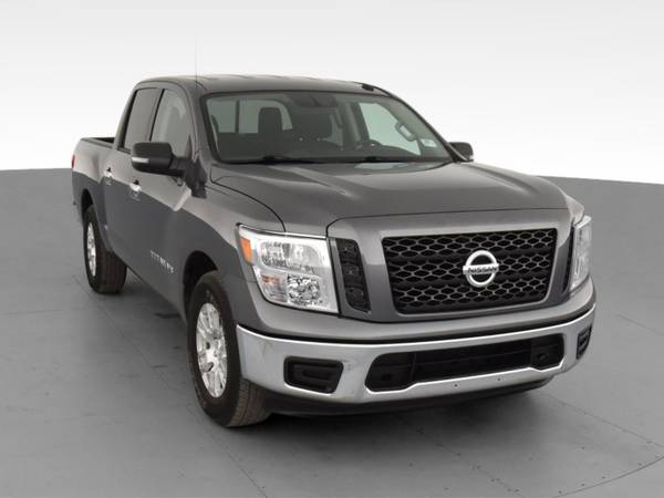 2019 Nissan Titan Crew Cab SV Pickup 4D 5 1/2 ft pickup Gray -... for sale in Bakersfield, CA – photo 16