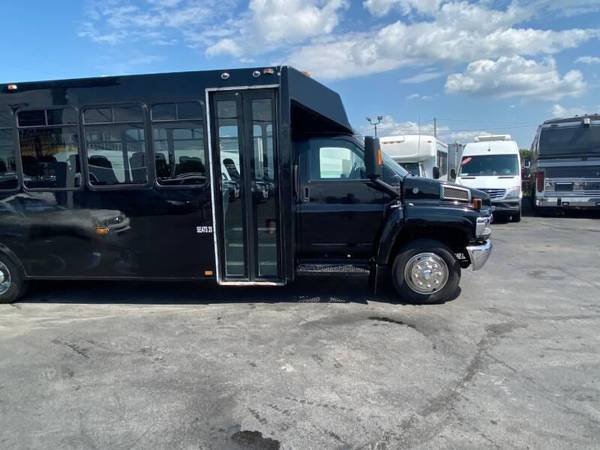 2007 GMC C5500 4X2 2dr Chassis 166 259 in. WB Accept Tax IDs, No D/L... for sale in Morrisville, PA – photo 6
