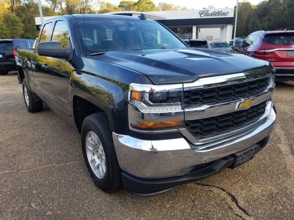 2018 *Chevrolet* *Silverado 1500* *DOUBLE CAB ONE OWNER - cars &... for sale in Vicksburg, MS – photo 3