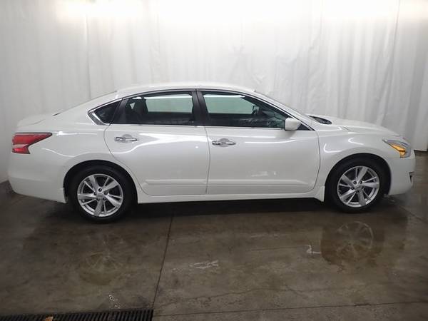 2014 Nissan Altima 2.5 SV - cars & trucks - by dealer - vehicle... for sale in Perham, ND – photo 18