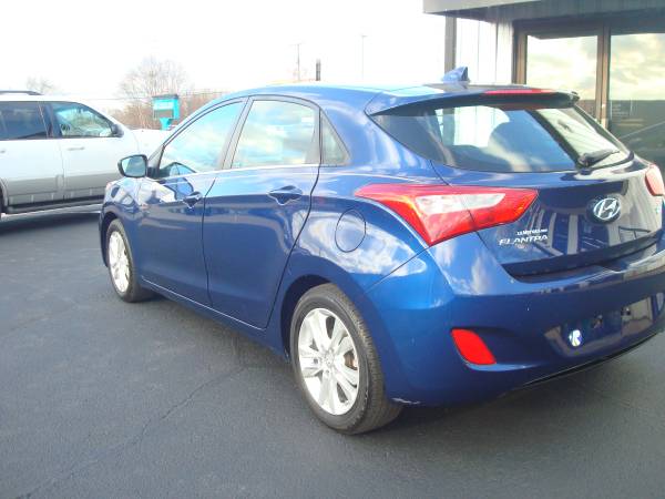 2013 Hyundai Elantra GT *Blue - cars & trucks - by dealer - vehicle... for sale in Crystal Lake, IL – photo 5
