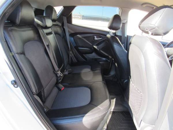 2011 Hyundai Tucson - 3mo/3000 mile warranty!! - cars & trucks - by... for sale in York, NE – photo 11