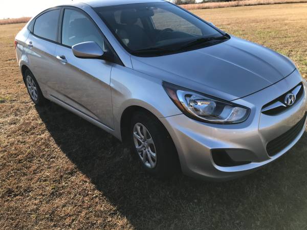 2012 Hyundai Accent - cars & trucks - by owner - vehicle automotive... for sale in Oklahoma City, OK – photo 3