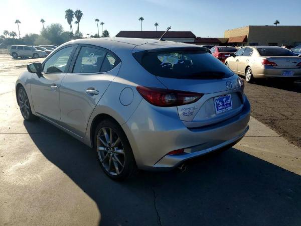 2018 Mazda MAZDA3 s Grand Touring AT 5-Door FREE CARFAX ON EVERY... for sale in Glendale, AZ – photo 3