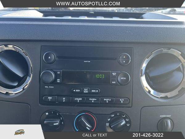 2008 Ford F250 Super Duty Crew Cab XL Pickup 4D 6 3/4 ft for sale in Garfield, NY – photo 16