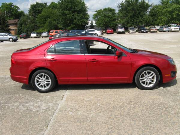 2010 *Ford* *Fusion* *4dr Sedan SE FWD* Sangria Red for sale in Cleveland, OH – photo 5