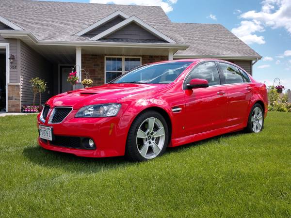 2009 Pontiac G8 GT LOW MILES LIQUID RED for sale in Neenah, WI – photo 2