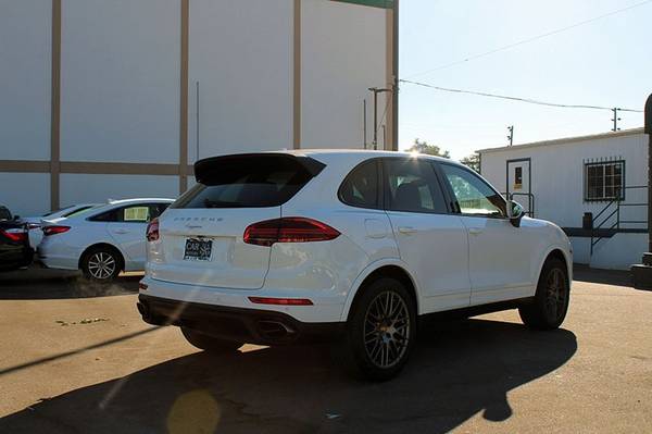 2017 Porsche Cayenne AWD PLATINUM EDITION **$0-$500 DOWN. *BAD... for sale in North Hollywood, CA – photo 5
