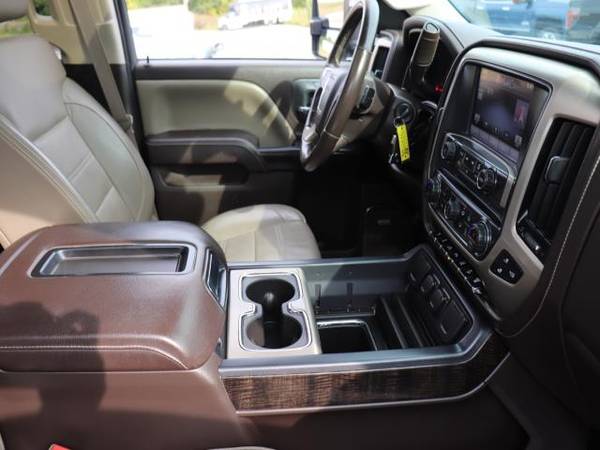 2015 GMC Sierra 3500HD available WiFi DENALI CREW CAB 6.6L DURAMAX... for sale in Plaistow, NY – photo 20