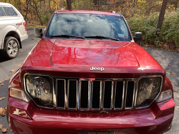 2012 Jeep Liberty - cars & trucks - by owner - vehicle automotive sale for sale in CORTLANDT MANOR, NY – photo 3