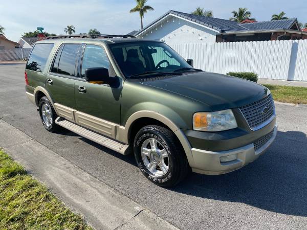 2005 Ford Expedition - cars & trucks - by owner - vehicle automotive... for sale in Miami, FL – photo 2