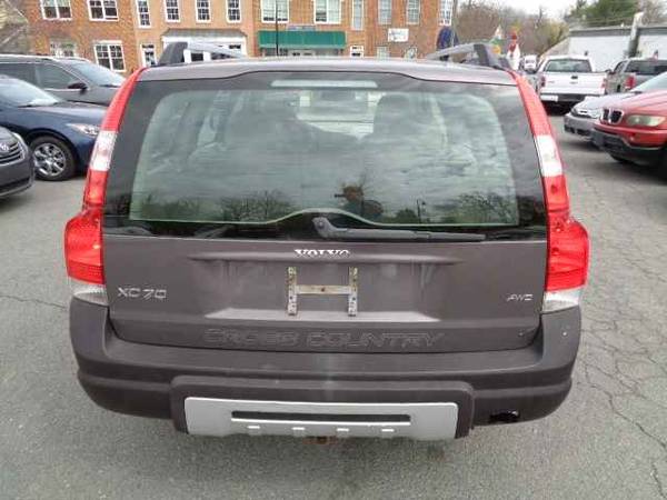 2005 Volvo XC70 AWD Wagon 2 5L I5 F - - by dealer for sale in Purcellville, District Of Columbia – photo 7