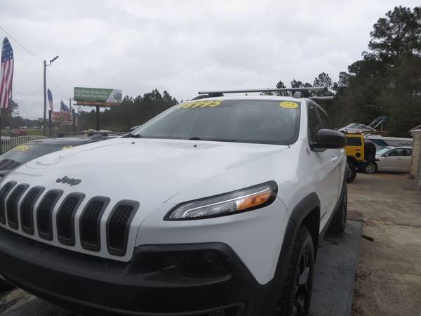 2015 Jeep Cherokee TRAILHAWK - - by dealer - vehicle for sale in Pensacola, FL – photo 2