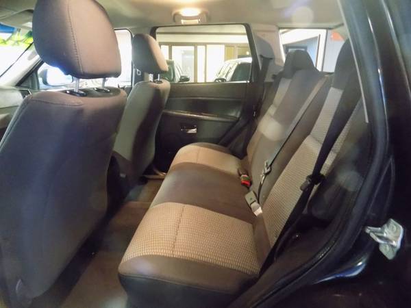 2010 JEEP GRAND CHEROKEE - cars & trucks - by dealer - vehicle... for sale in Oklahoma City, OK – photo 5