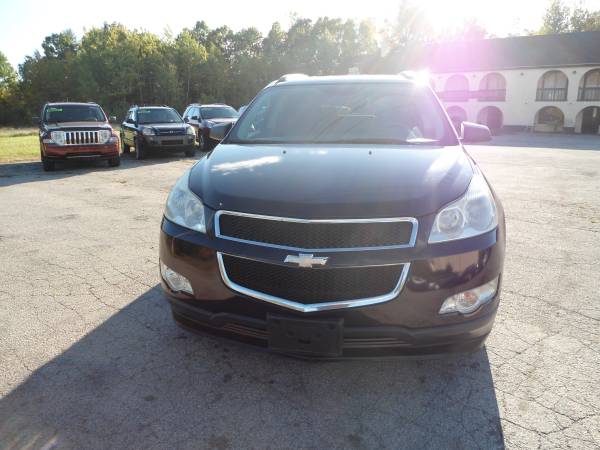 Chevrolet Traverse LS AWD 3rd ROW ONE OWNER **1 year warranty** -... for sale in hampstead, RI – photo 2