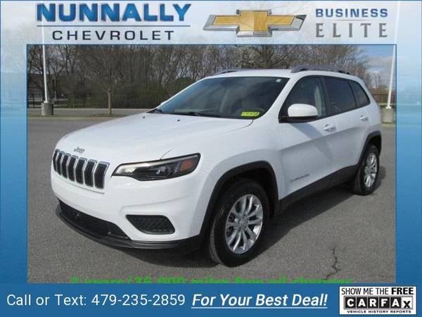 2021 Jeep Cherokee Latitude suv Bright White Clearcoat - cars & for sale in Bentonville, AR