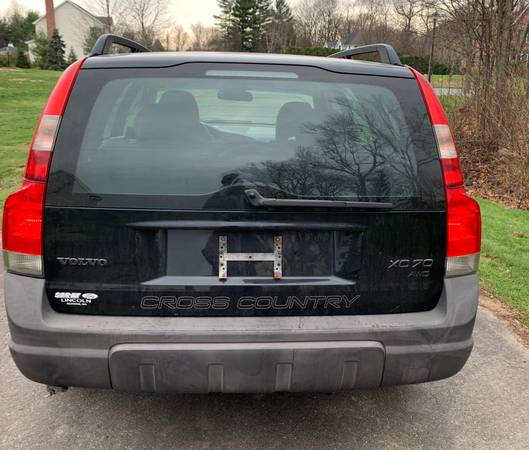 2003 VOLVO XC70...GREAT AWD WINTER CAR! - cars & trucks - by dealer... for sale in East Windsor, MA – photo 4