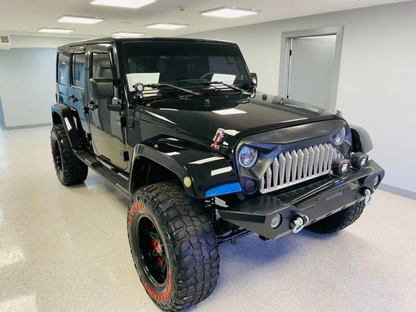 2012 Jeep Wrangler Unlimited 4WD 4dr Sahara *GUARANTEED CREDIT... for sale in Streamwood, IL – photo 8